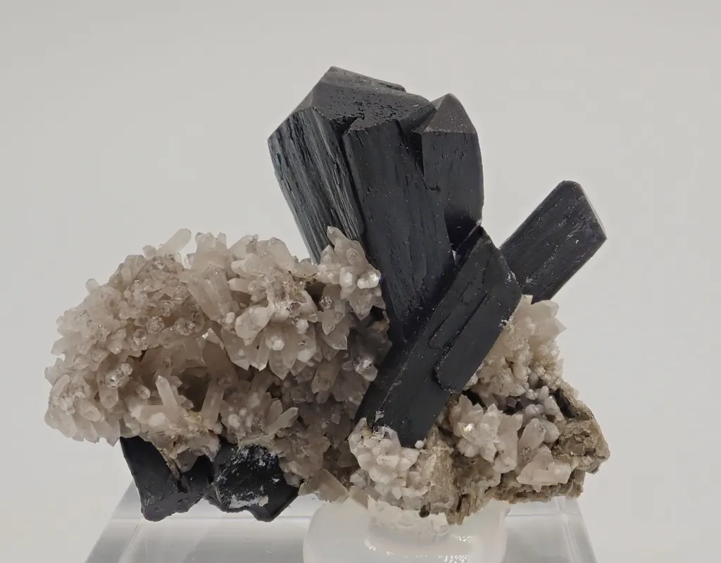 Ilvaite with Quartz image