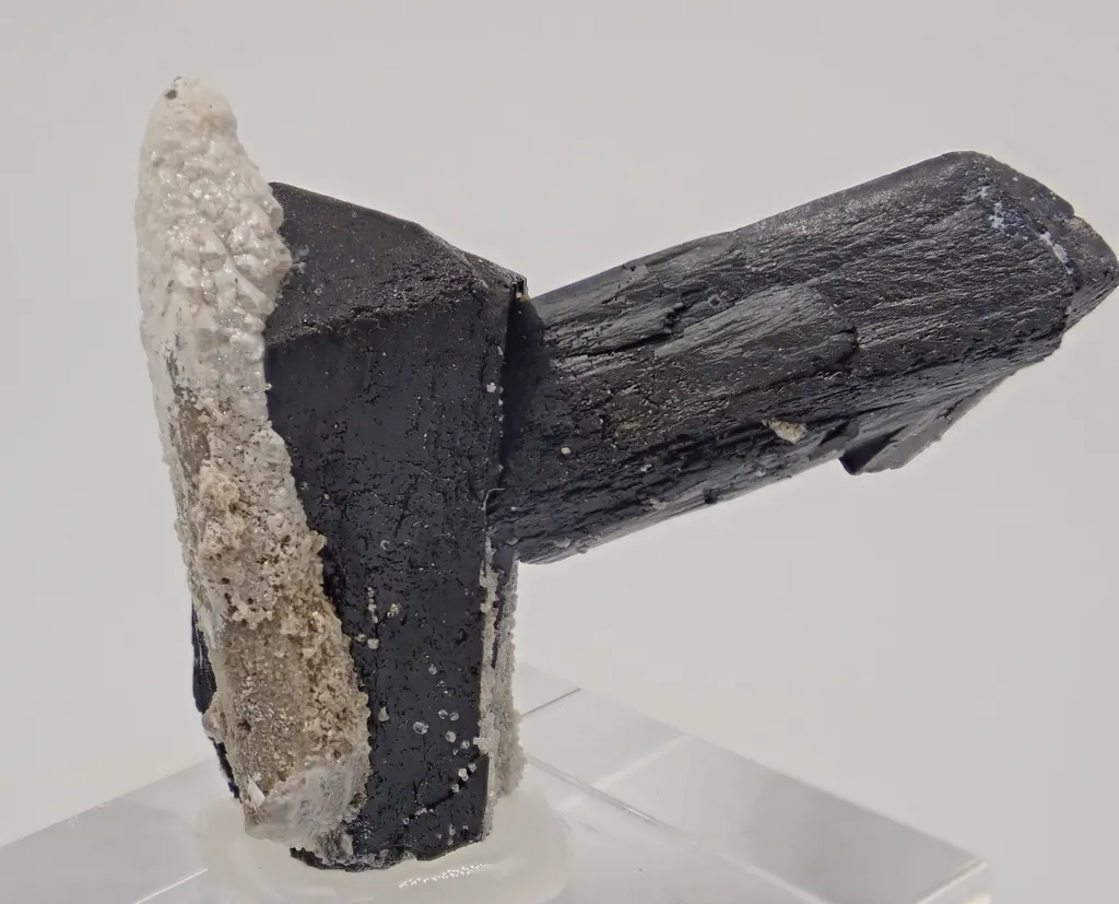 Ilvaite with Quartz image