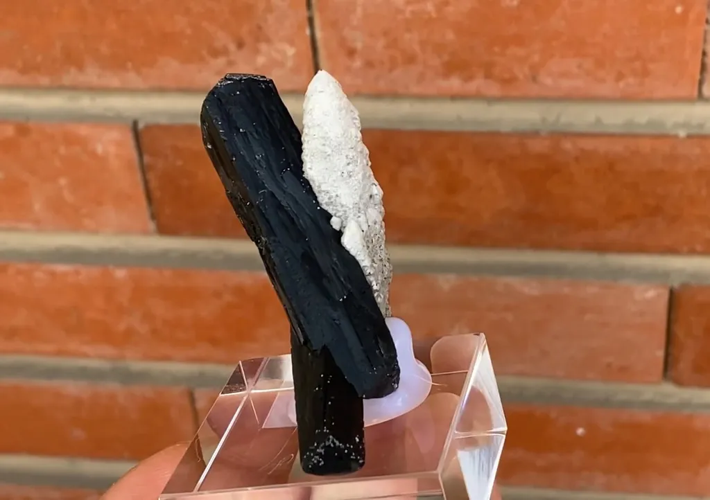 Ilvaite with Quartz - image 5
