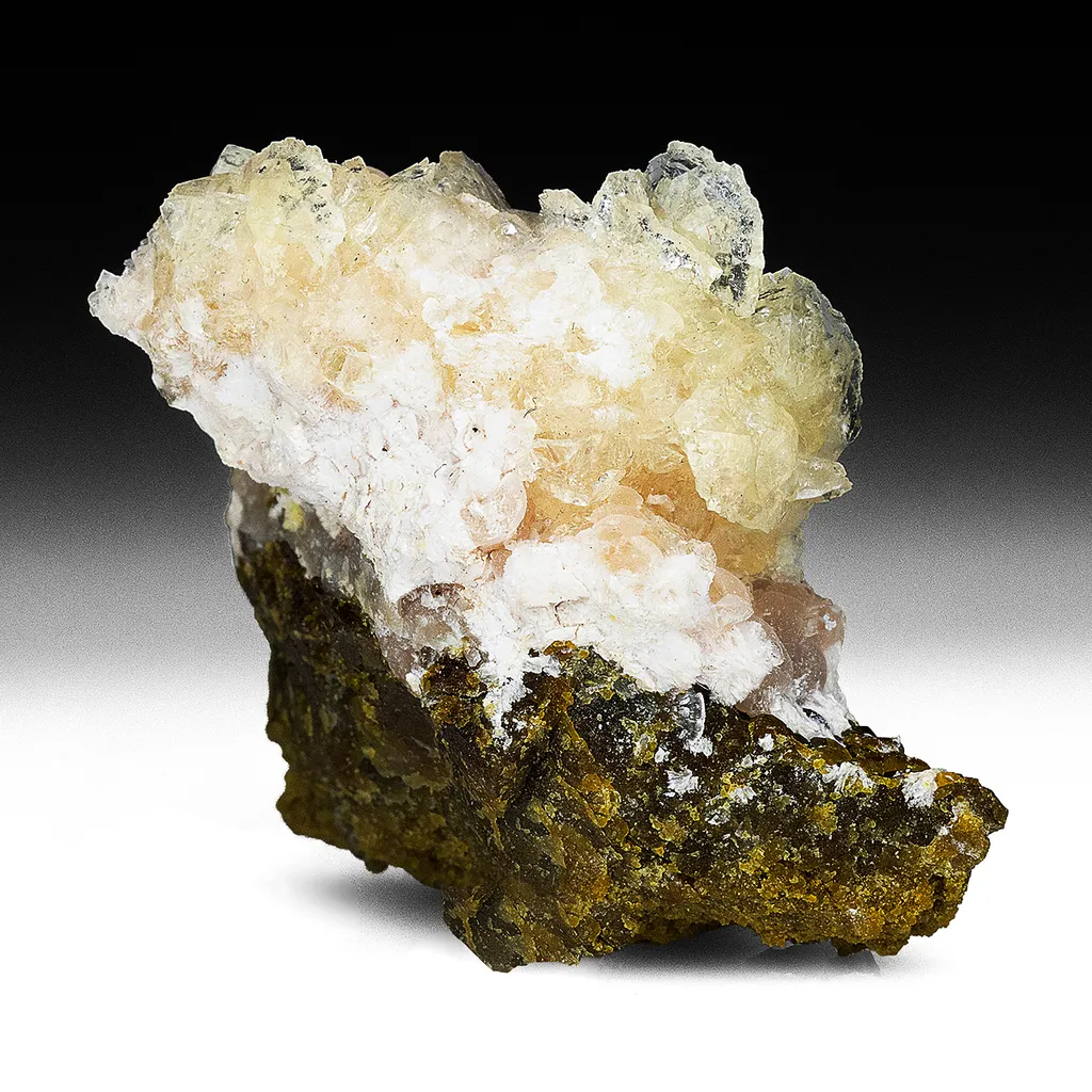 Imayoshiite with Bultfonteinite, Shinichengite, Andradite image