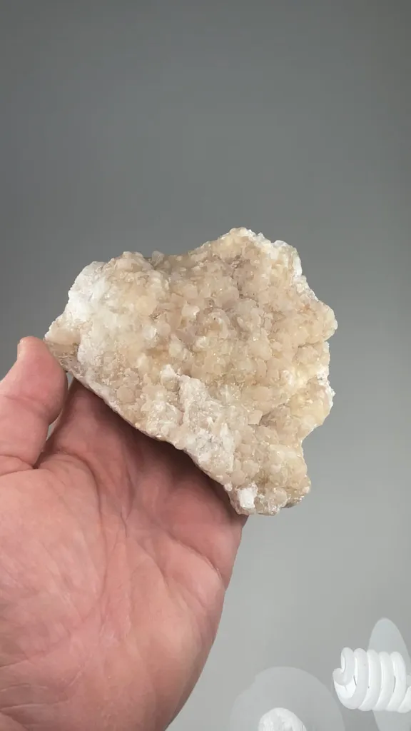 Imayoshiite with Datolite - image 2