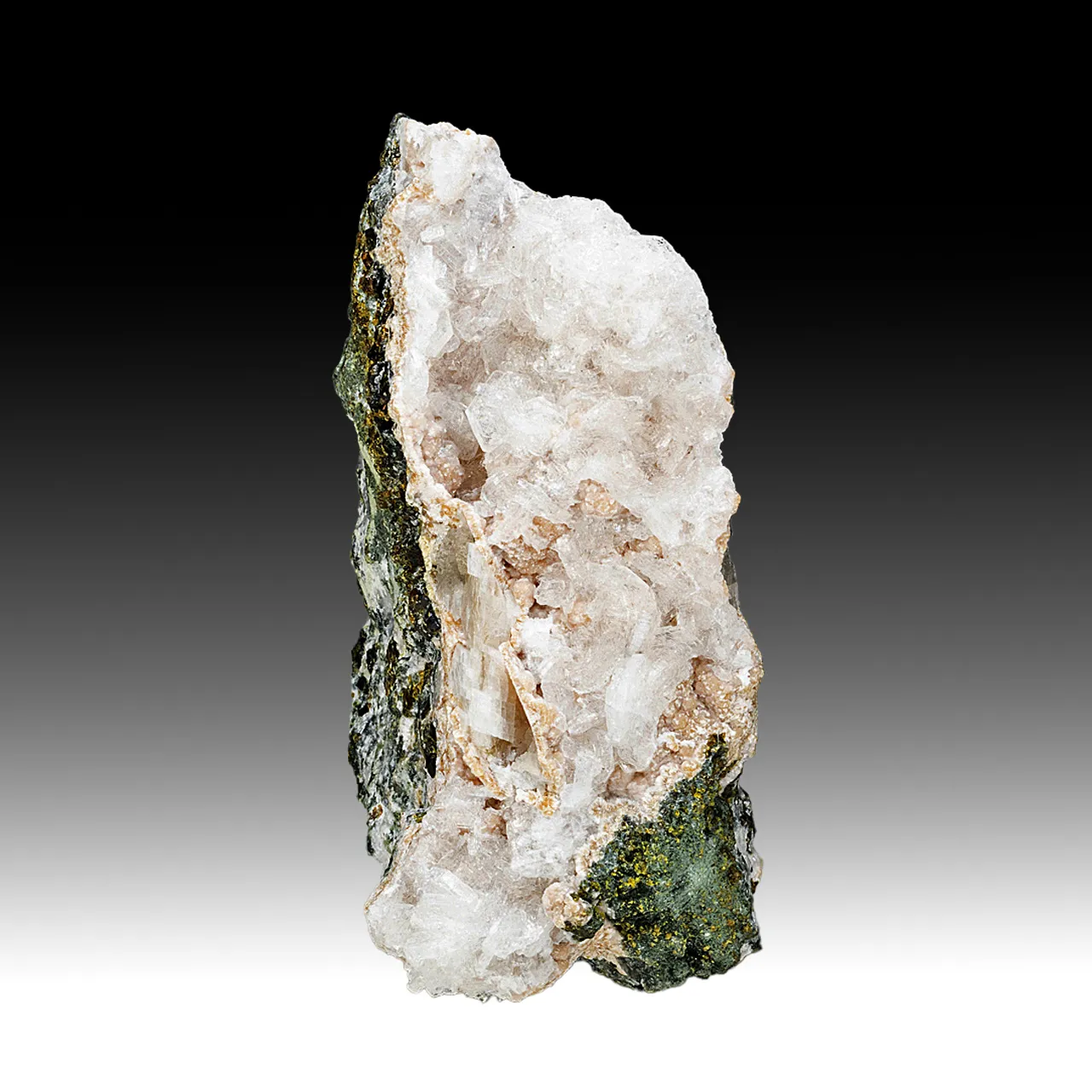 Imayoshiite with Shinichengite, Bultfonteinite, Datolite, Andradite - image 2