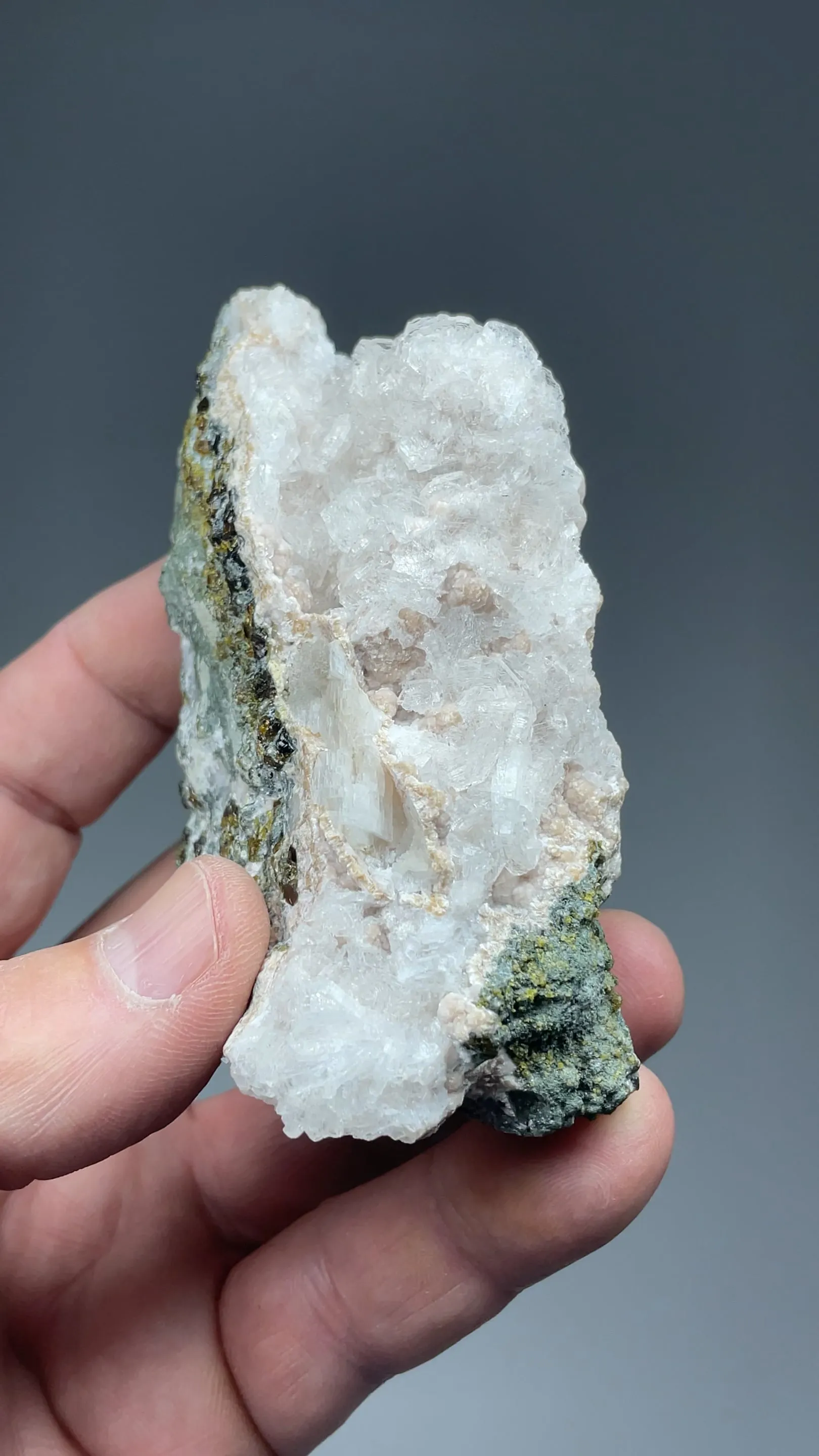 Imayoshiite with Shinichengite, Bultfonteinite, Datolite, Andradite - image 3