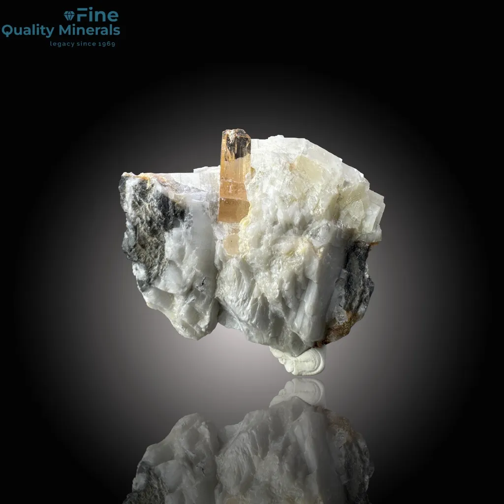 Imperial Topaz from Shamozo Mine image