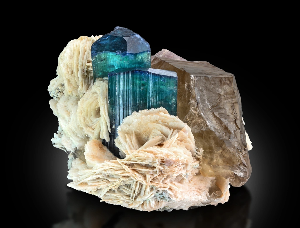 Indicolite from Dara-e-Pech pegmatite field, Dara-e-Pech District, Kunar, Afghanistan image