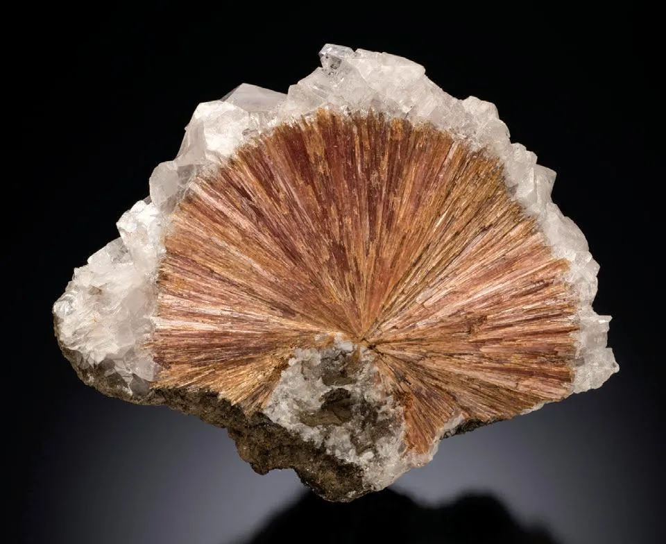 Inesite, Calcite - image 1