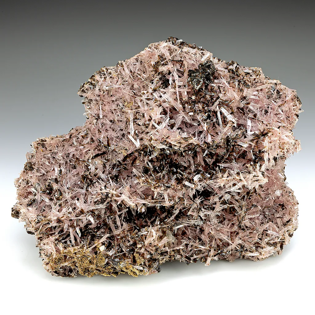 Inesite with Hubeite image