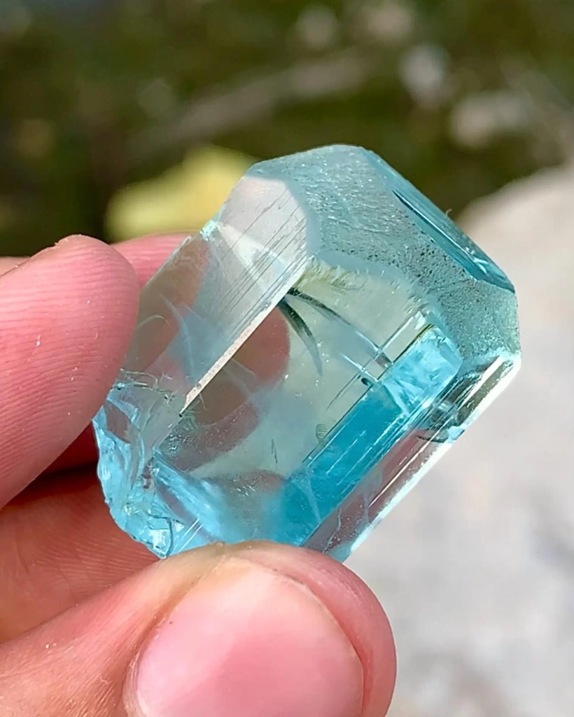 Ink Blue Aquamarine Crystal | Diamond Cut Blue Beryl with Phantom Clouds and Rainbow Inclusions - image 4