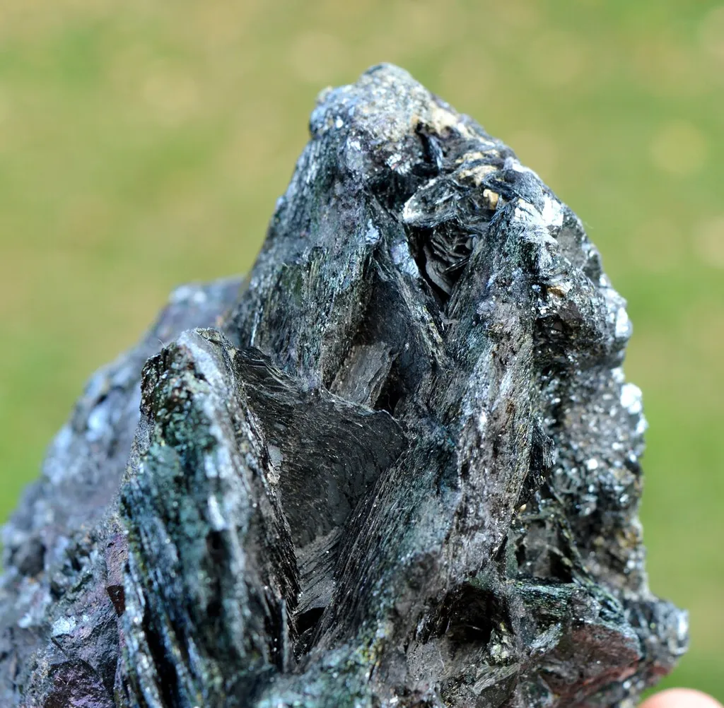 Iridescent Hematite 1444 grams - Elba Island, Livorno Province, Tuscany, Italy - image 6