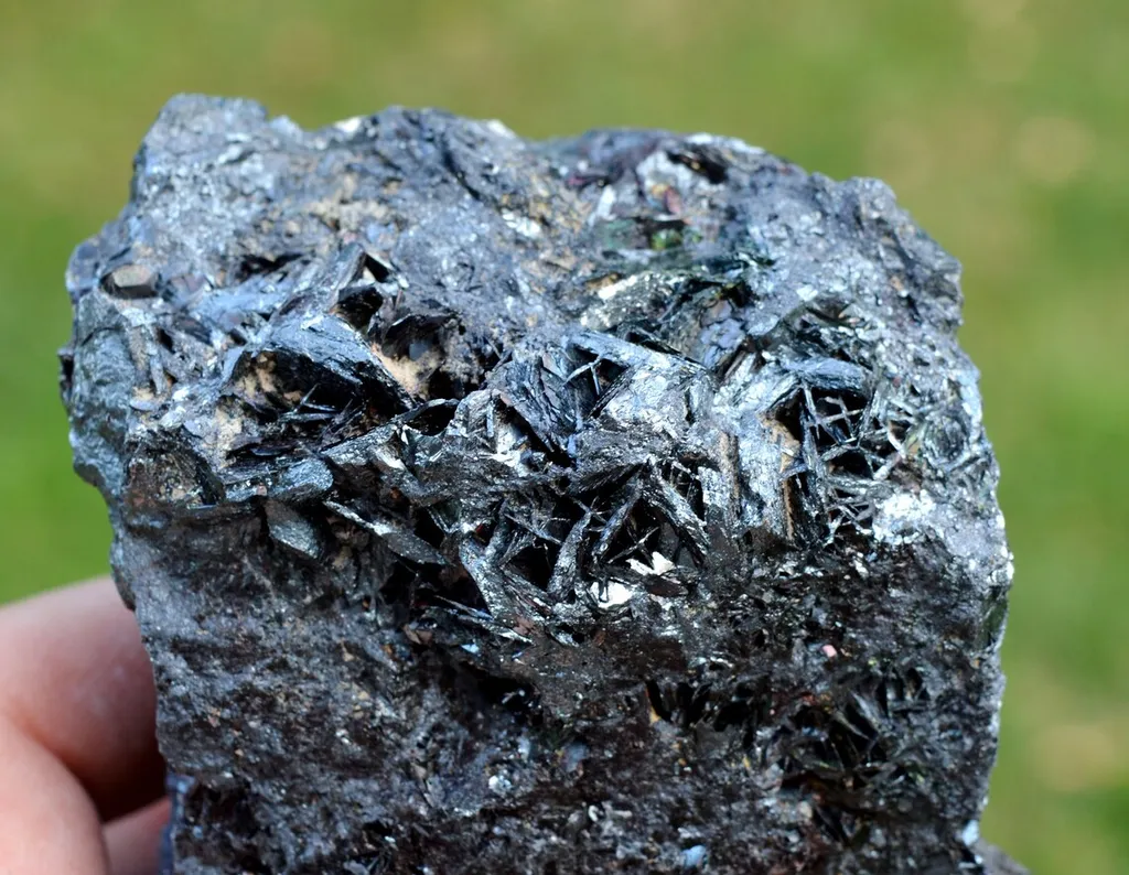 Iridescent Hematite 1444 grams - Elba Island, Livorno Province, Tuscany, Italy - image 8