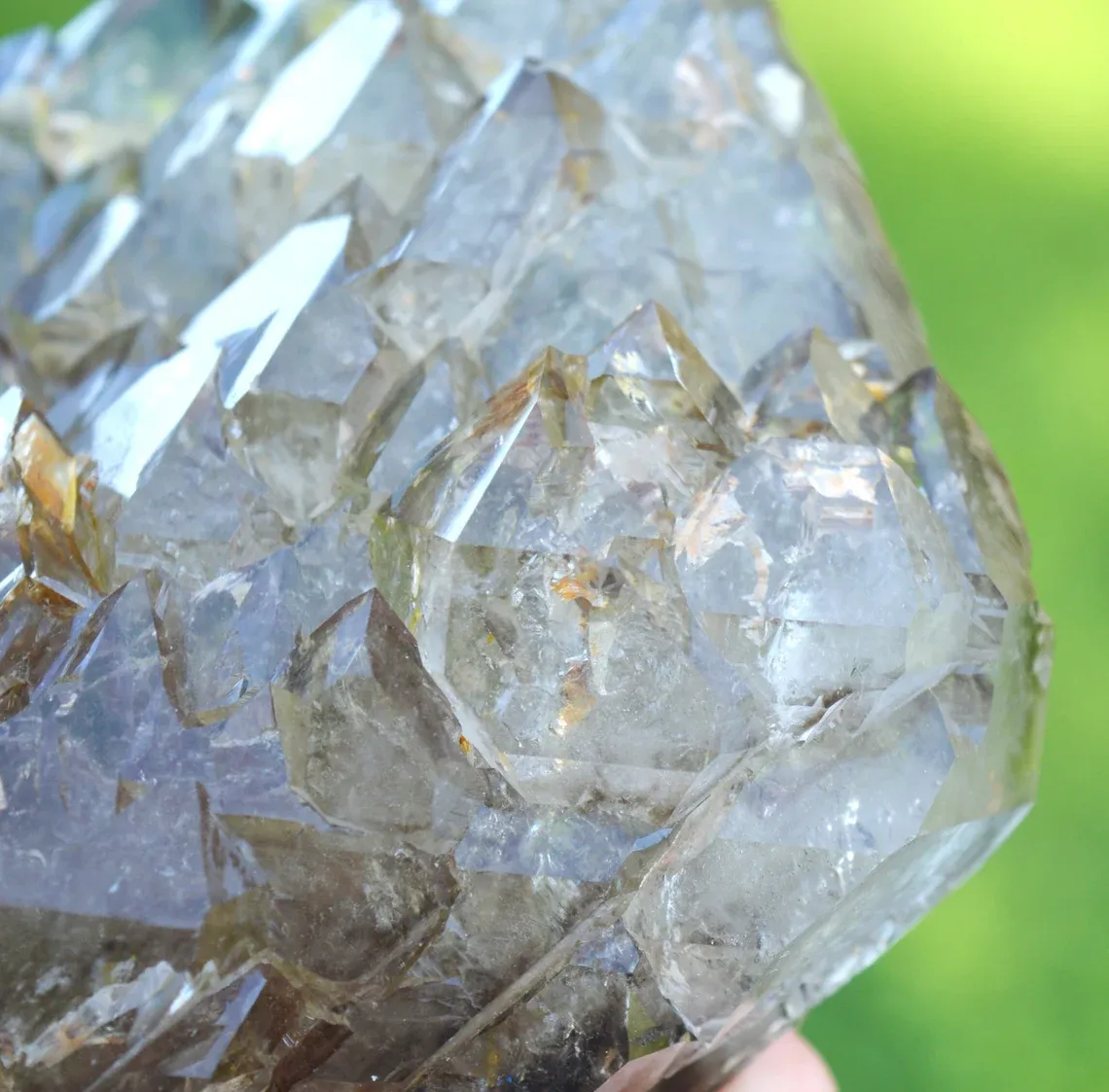 Jacaré Elestial Smoky Quartz - 690 grams - Minas Gerais, Brazil - image 7