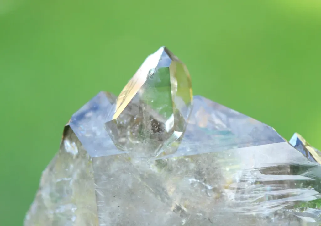 Jacaré Elestial Smoky Quartz - 690 grams - Minas Gerais, Brazil - image 8