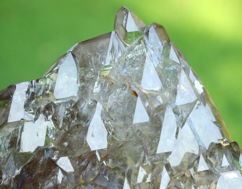 Jacaré Elestial Smoky Quartz - 690 grams - Minas Gerais, Brazil - image 5