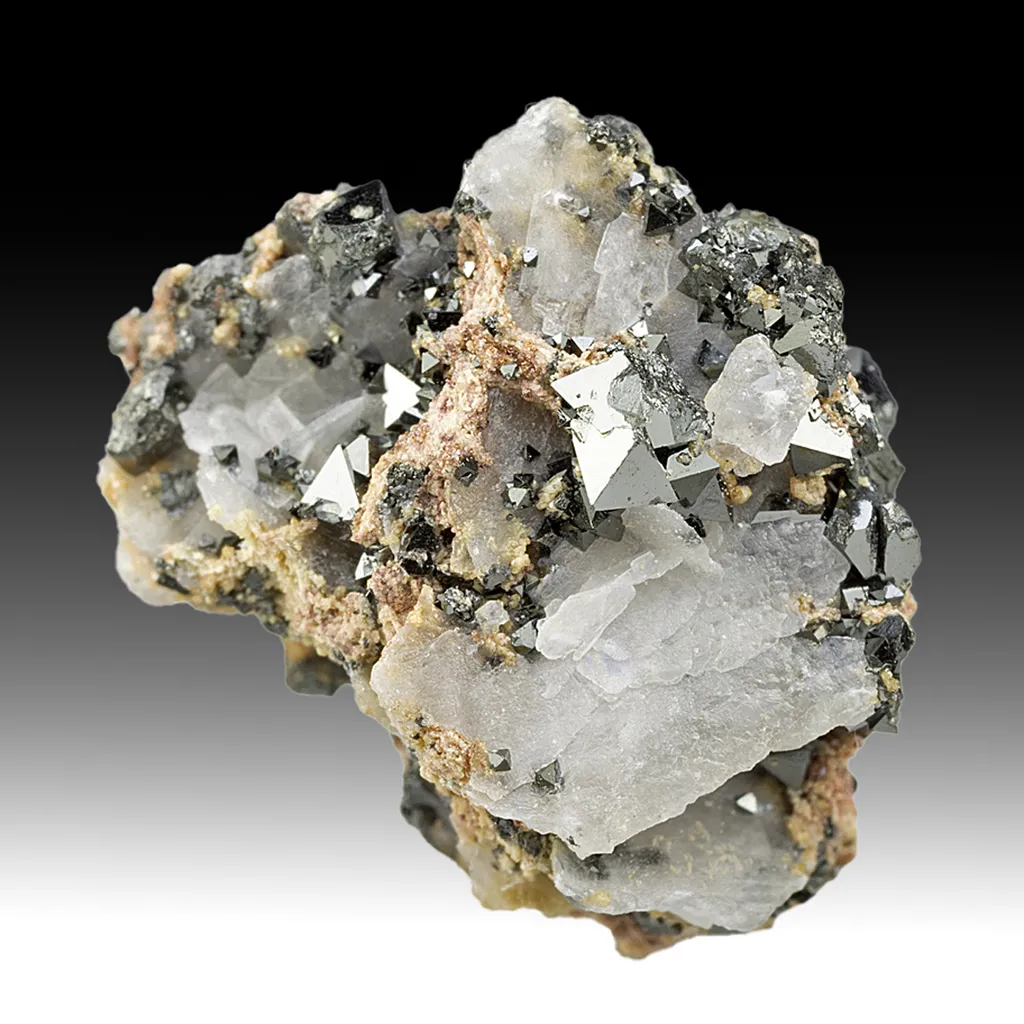 Jacobsite with Calcite image