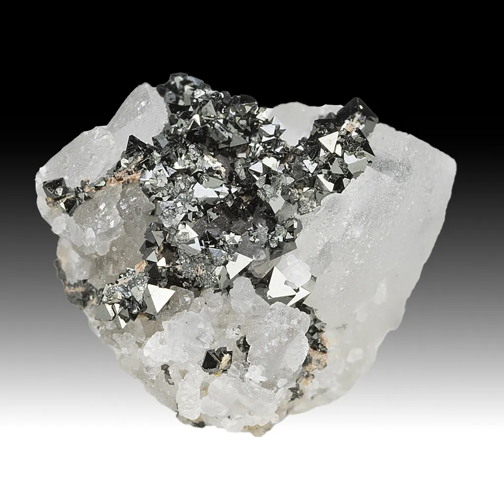 Jacobsite with Calcite image