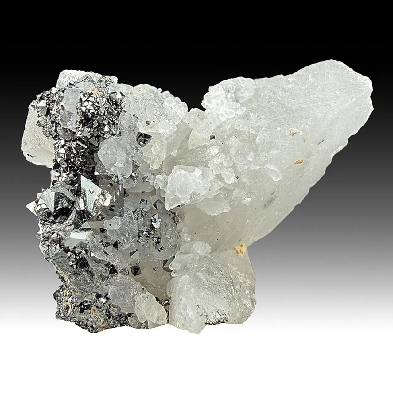 Jacobsite with Calcite - image 1