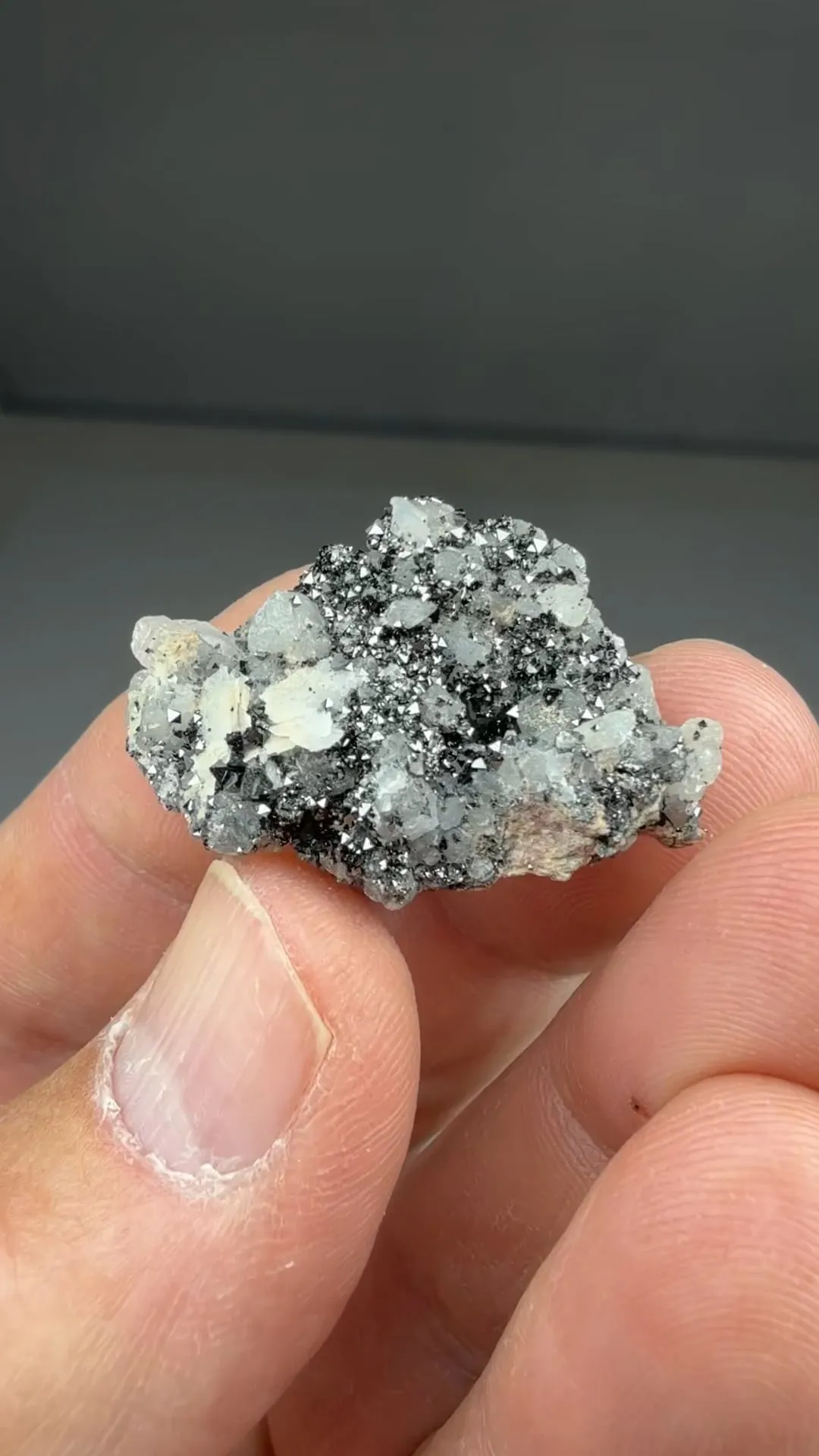 Jacobsite with Calcite - image 2
