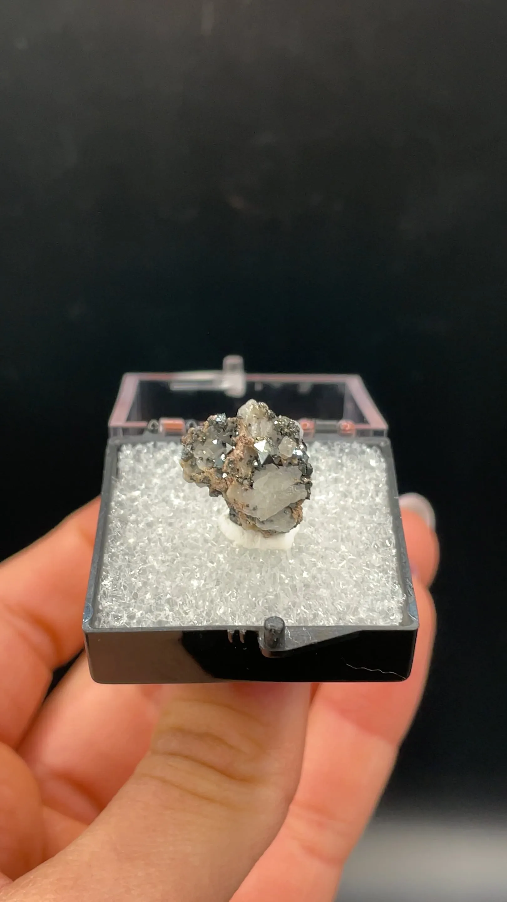 Jacobsite with Calcite - image 2