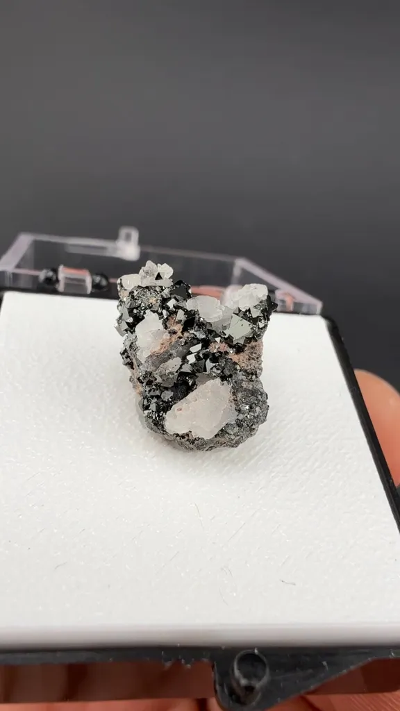 Jacobsite with Calcite - image 1