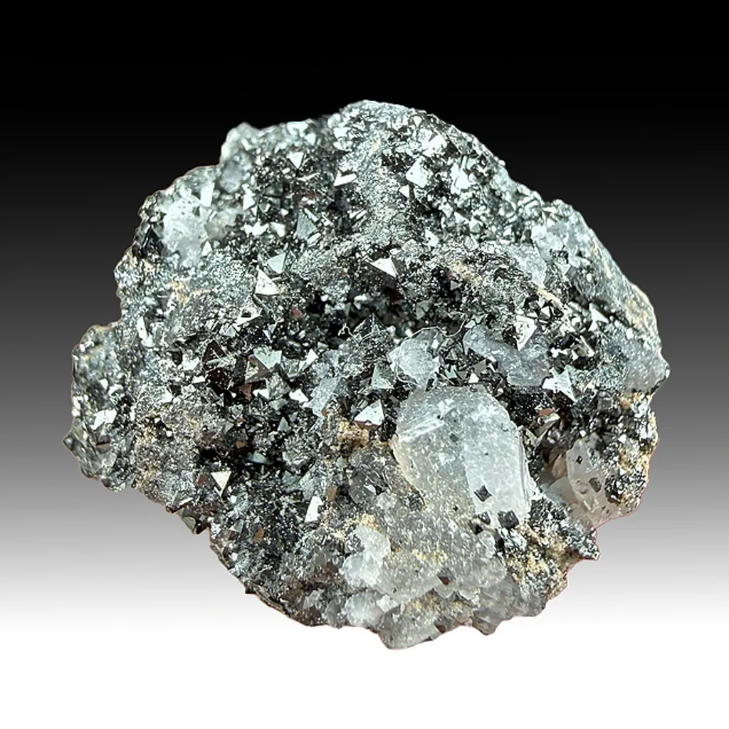 Jacobsite with Calcite image