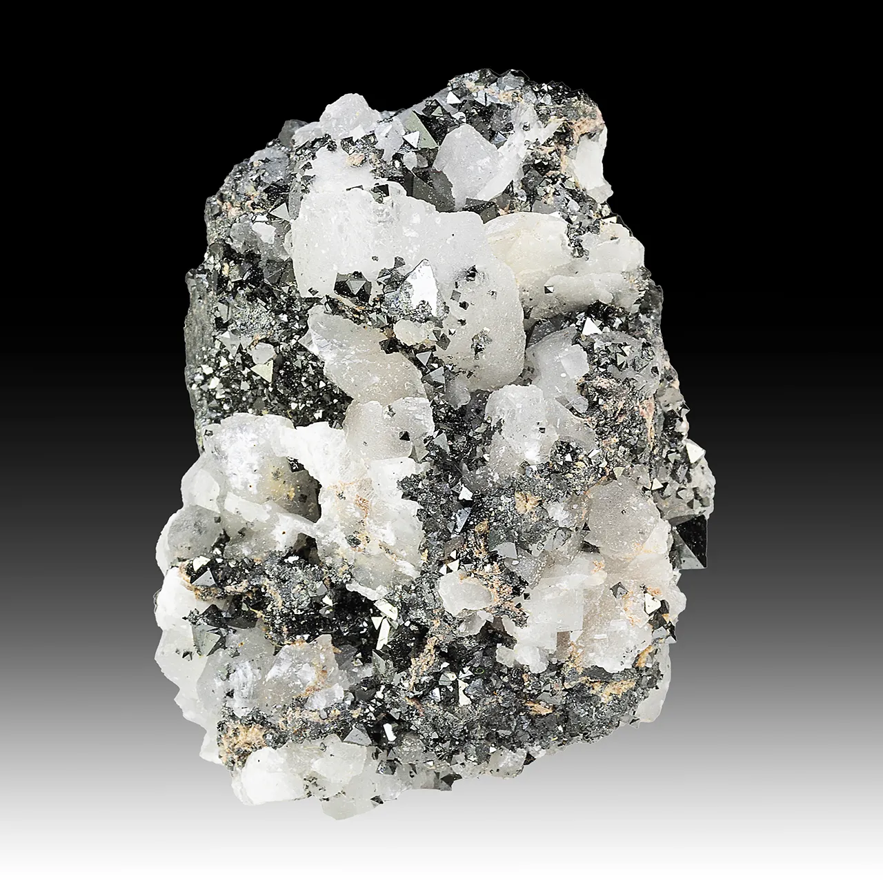Jacobsite with Calcite - image 1