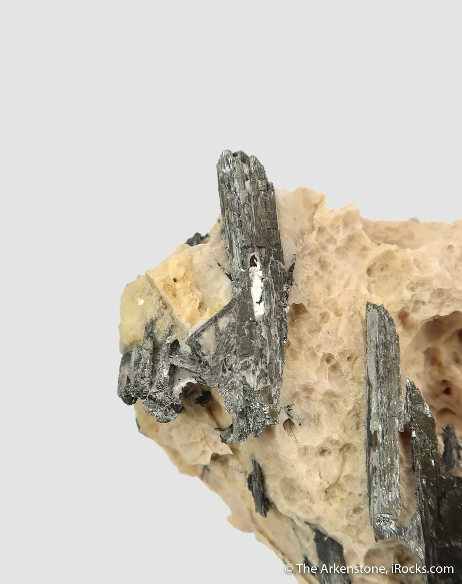Jamesonite in Calcite - image 4