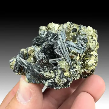 Jamesonite with Pyrite
