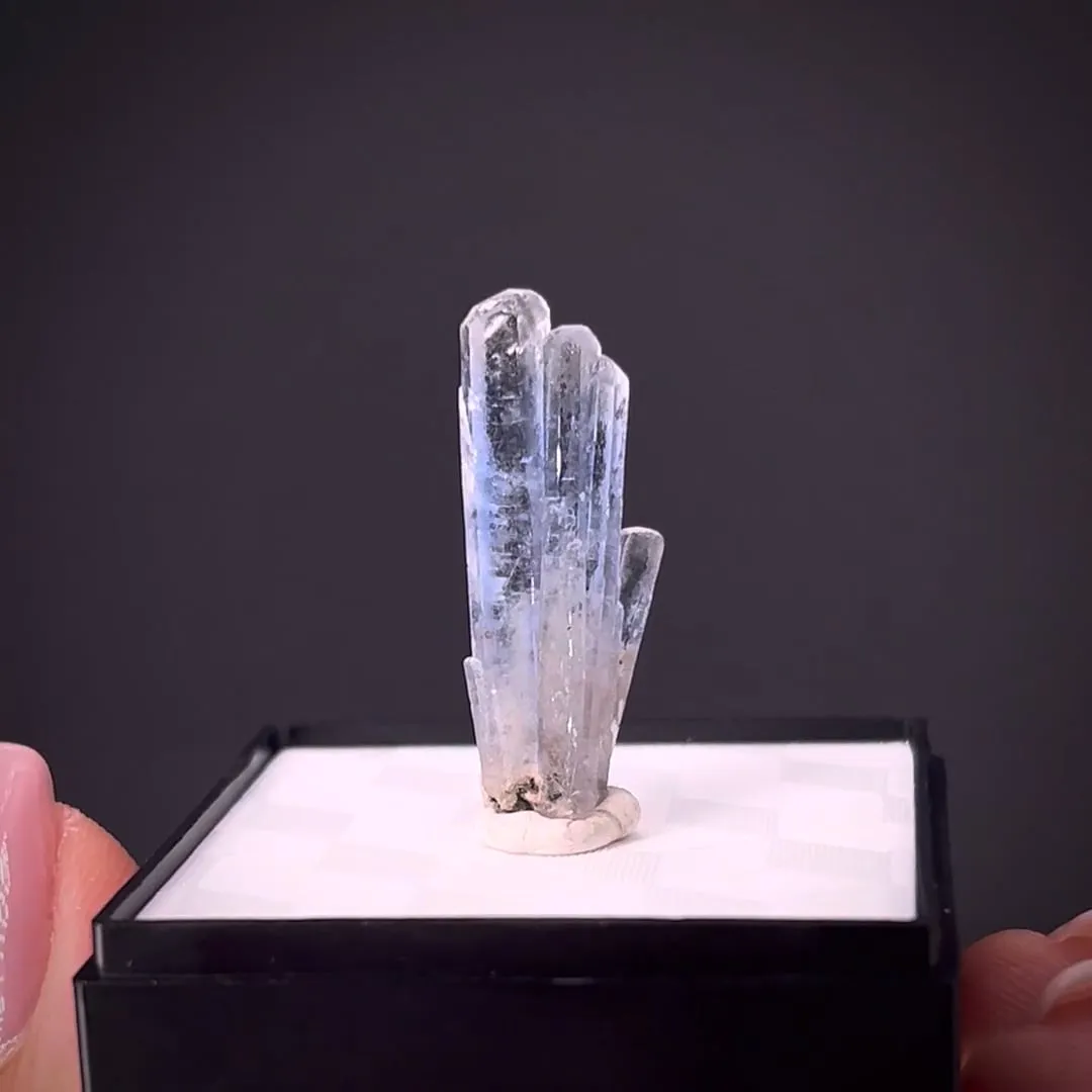 Jeremejevite - image 2