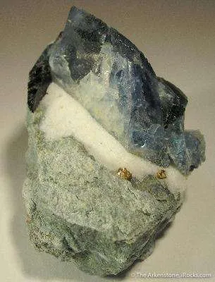 Joaquinite W/Benitoite & Neptunite - image 3