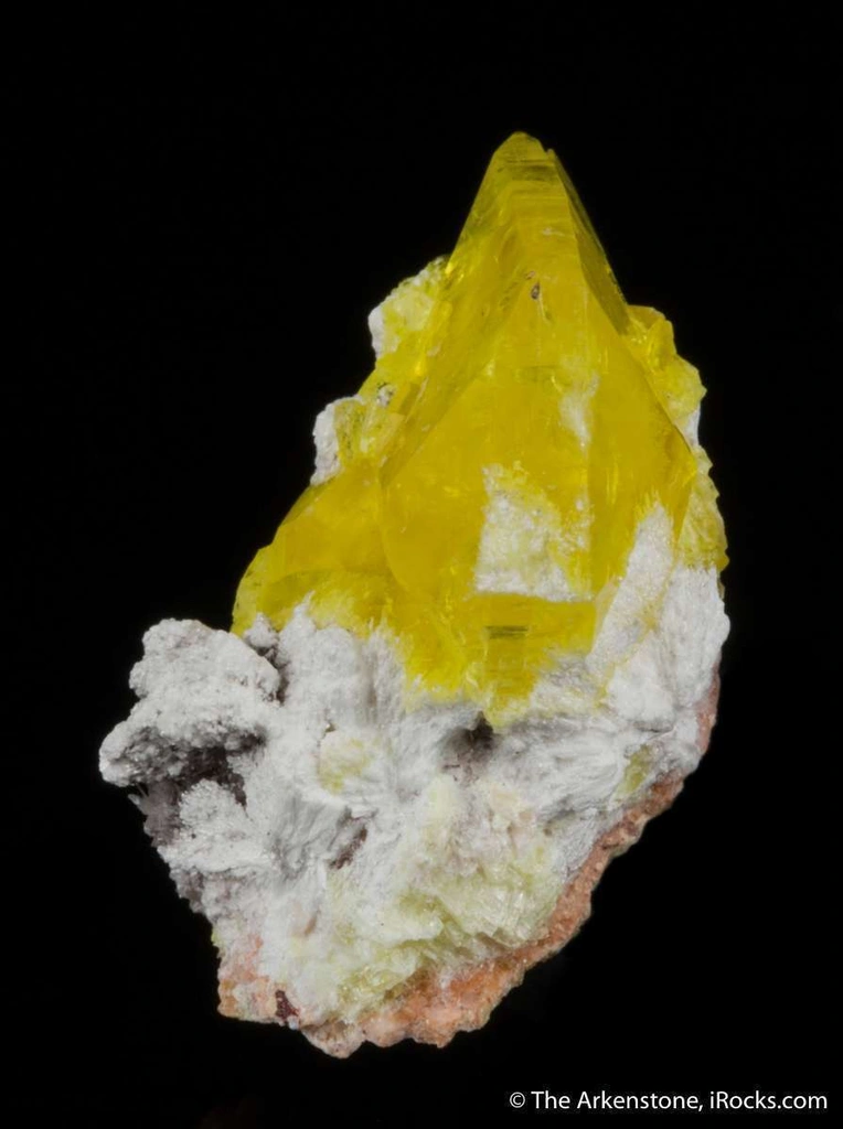 Jouravskite from N'Chwaning III Mine, N'Chwaning Mines, Northern Cape, South Africa - image 5