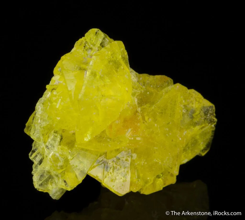 Jouravskite from N'Chwaning III Mine, N'Chwaning Mines, Northern Cape, South Africa - image 4