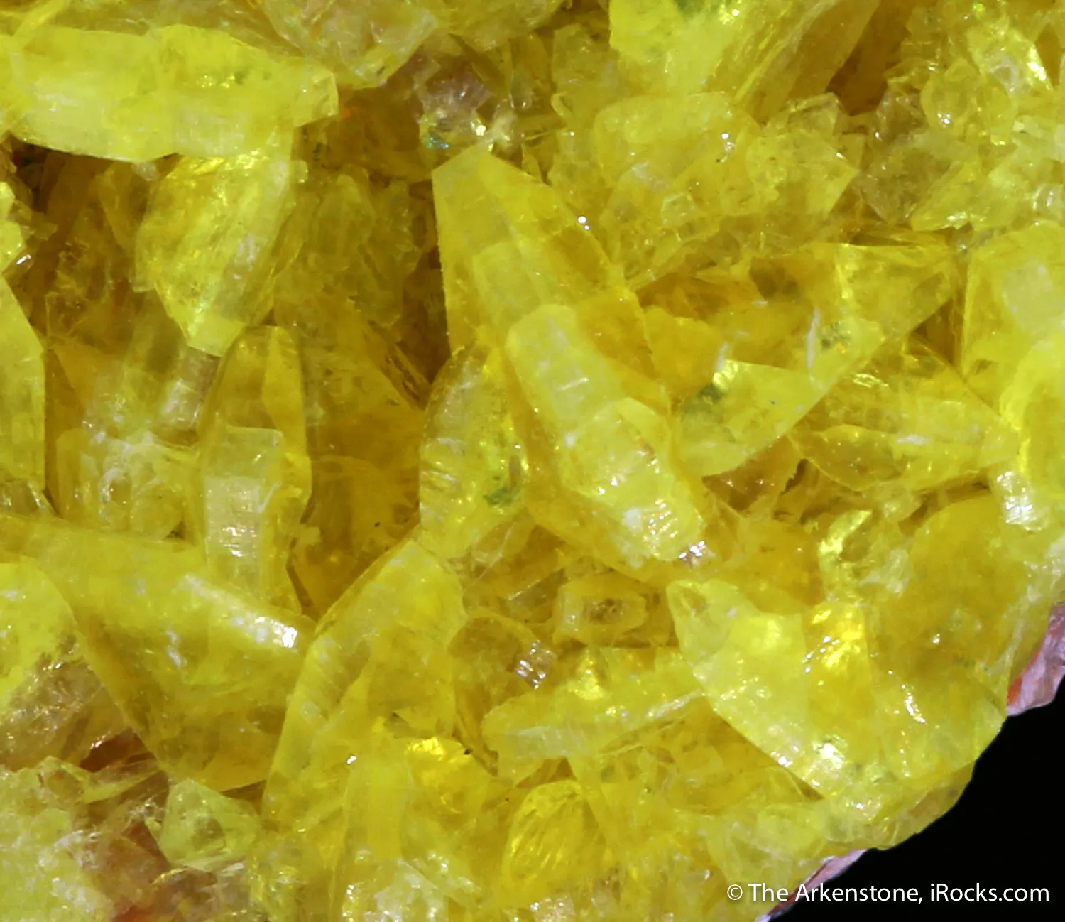 Jouravskite on Manganite - image 5