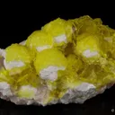 Jouravskite on Xonotlite with Bultfonteinite - image 4