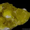 Jouravskite on Xonotlite with Bultfonteinite - image 3