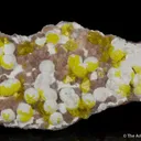 Jouravskite on Xonotlite with Bultfonteinite - image 3