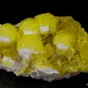 Jouravskite on Xonotlite with Bultfonteinite - image 2