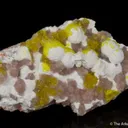 Jouravskite on Xonotlite with Bultfonteinite - image 5