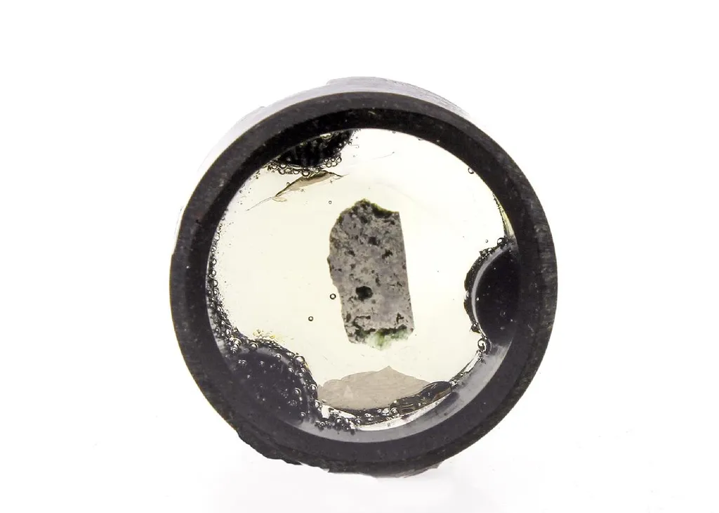 JUNOITE with Magnetite Polished Section image