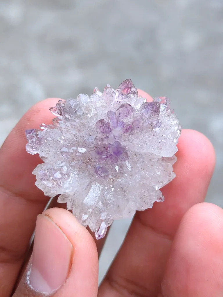 Karur Amethyst sceptre Flower with black Rutiles - image 3