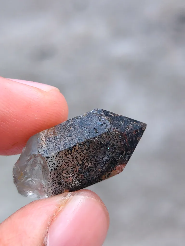 Karur Crystal in Lepidocrocite - image 5
