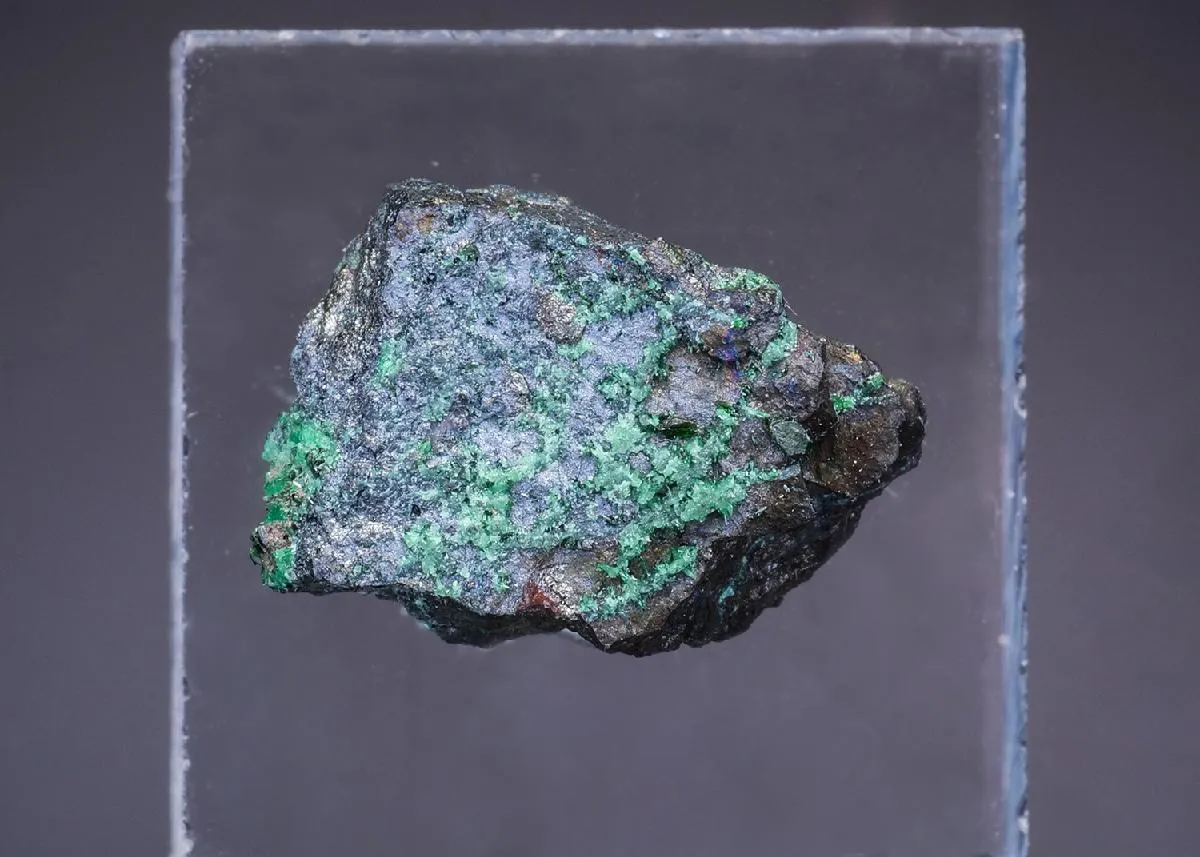 KEYITE with Zincolivenite - image 1