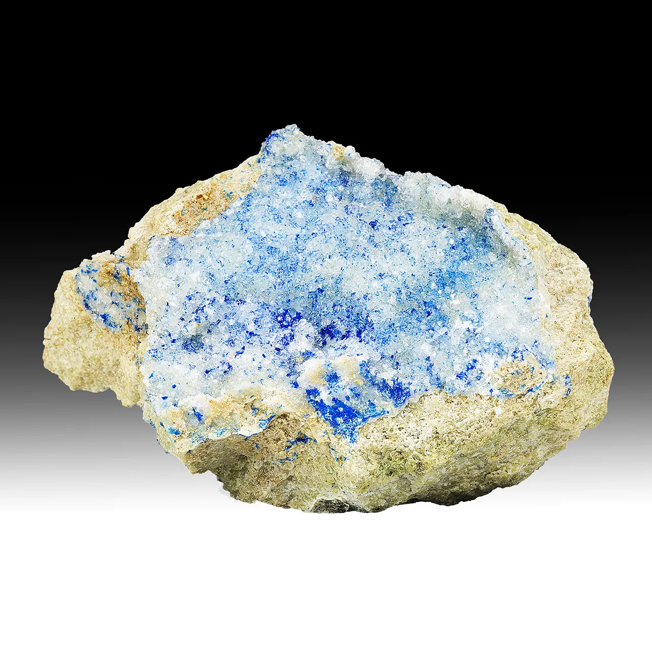 Kinoite with Hydroxyapophyllite - image 1