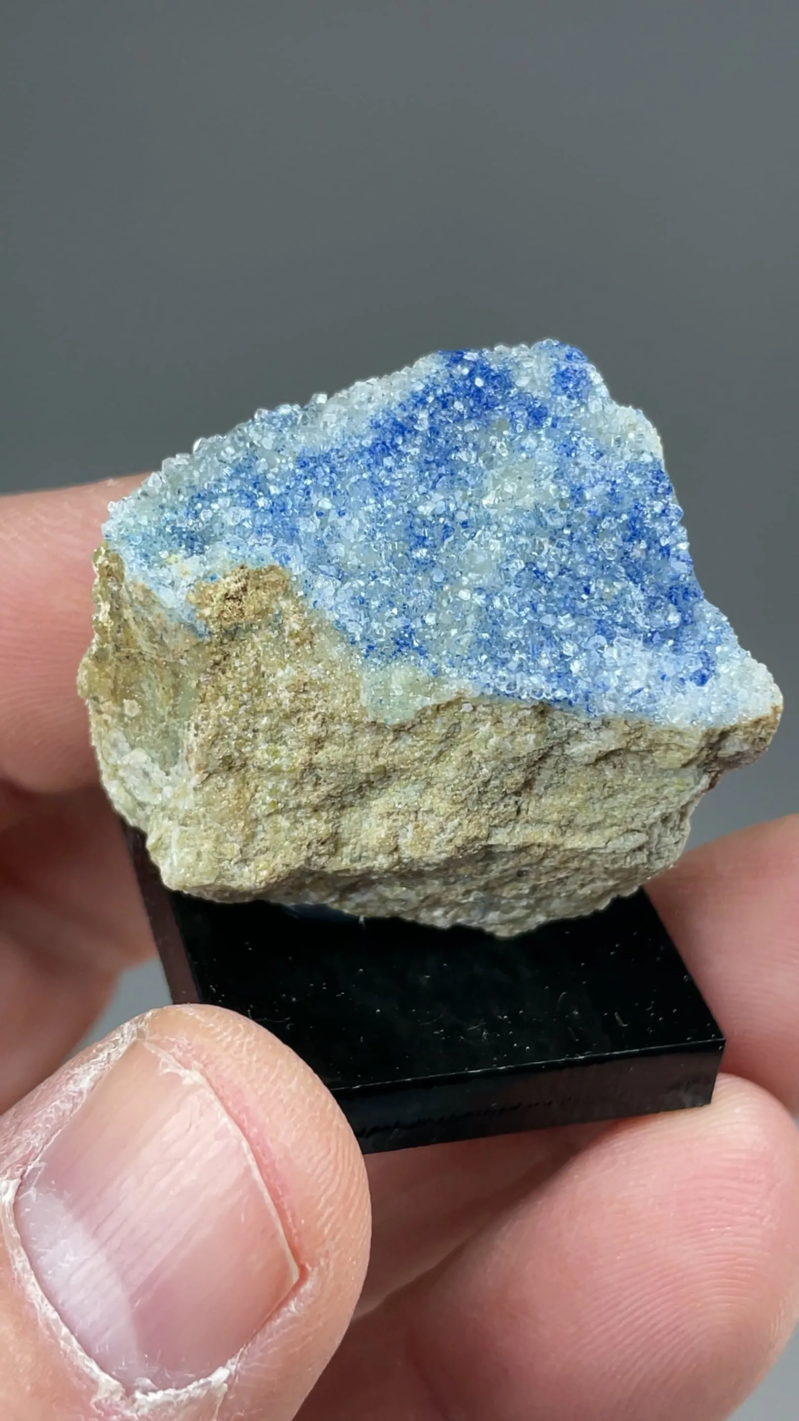 Kinoite with Hydroxyapophyllite - image 2