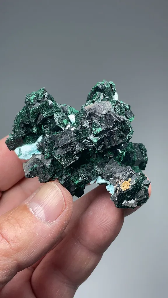 Kolwezite-Malachite after Dolomite with Chrysocolla after Barite - image 2