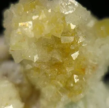 Kosnarite, Albite - image 2