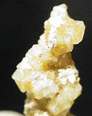 Kosnarite image