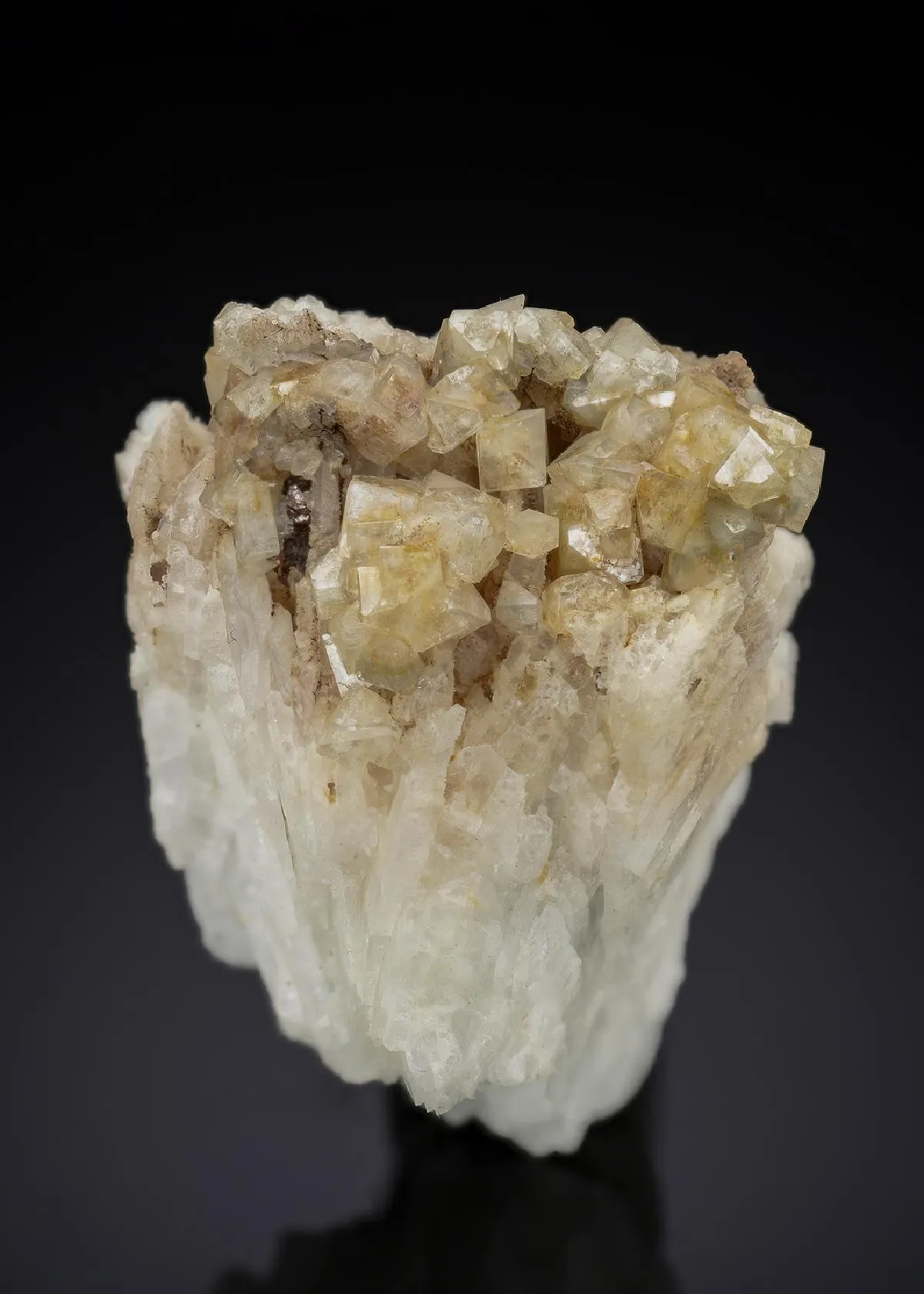 Kosnarite on Albite - image 1