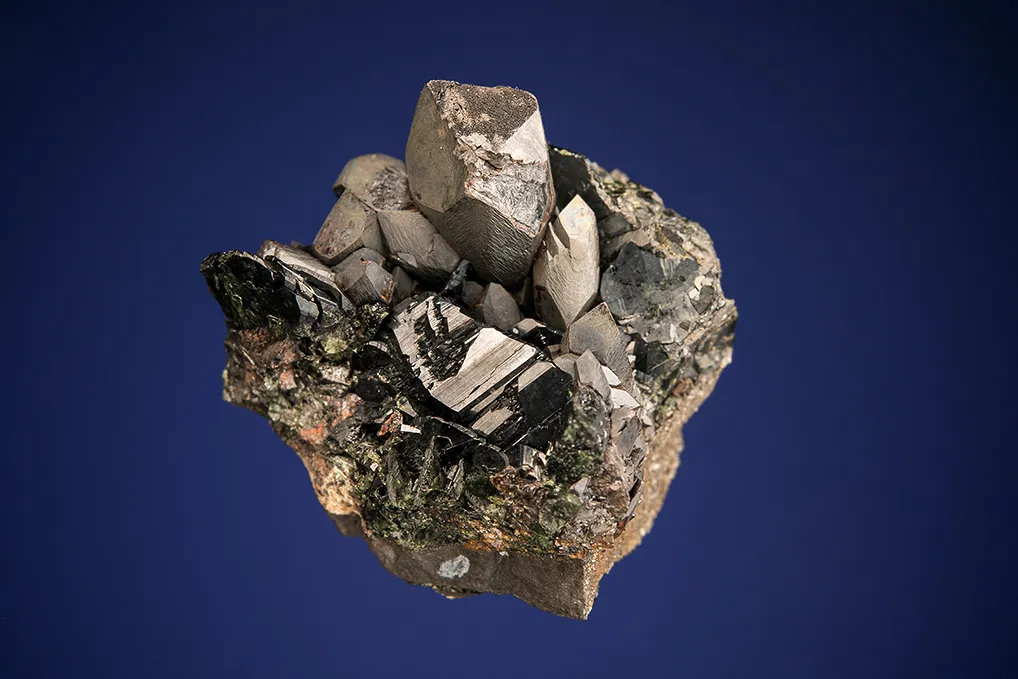 Kulanite on Siderite image