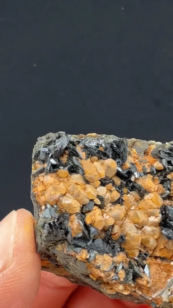 Kulanite with Siderite, Quartz - image 2