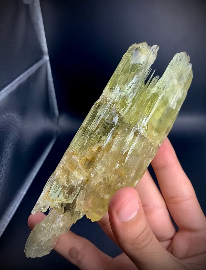 Kunzite from Afghanistan - image 2